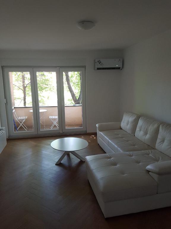 Afrodita Novi Sad Ngoại thất bức ảnh