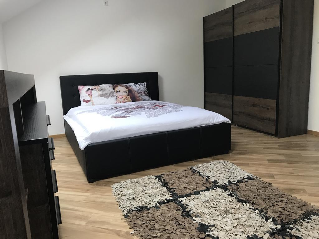 Afrodita Novi Sad Ngoại thất bức ảnh